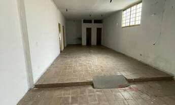 Imagem 7: Casa para Galpão Rua 72 Centro, ideal para Estacionamento