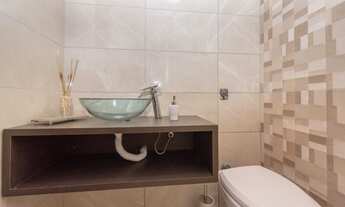 Imagem 5: Sobrado para venda possui 200 metros quadrados com 2 quartos em Centro - Poá - SP