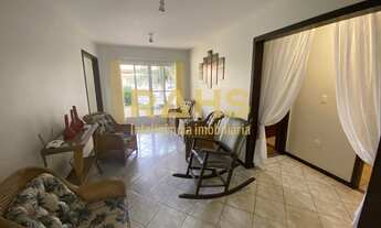 Imagem 4: Sobrado a 450 metros de distância do mar na praia de Gravatá em Navegantes