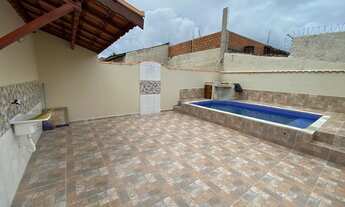 Imagem 2: ACEITA FGTS - Casa com churrasqueira e piscina! LEIA A DESCRIÇÃO COM ATENÇÃO