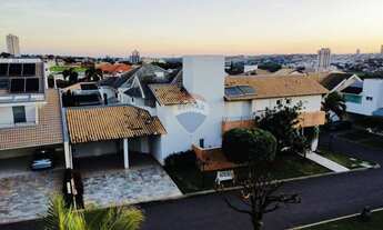 Imagem 3: Sobrado para venda possui 349 metros quadrados com 4 quartos em Jardim Aclimação - Maringá