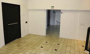 Imagem 7: Prédio comercial no Lídice