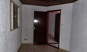 Imagem 2: Térrea para aluguel tem 10 metros quadrados com 2 quartos em Jardim Itapemirim - São Paulo