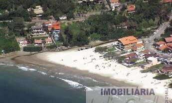 Imagem 7: Casa Frente Mar para Venda em Florianópolis, lagoinha, 4 dormitórios, 1 suíte, 3 banheiros