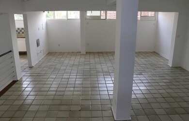 Imagem 6: Prédio comercial no Lídice