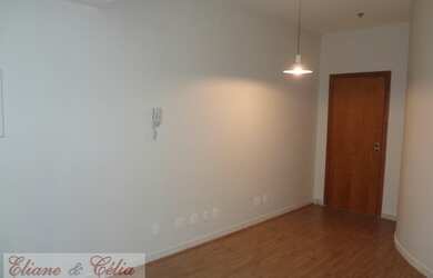 Imagem 2: Sala Comercial para Locação em Belo Horizonte, Funcionários, 2 banheiros