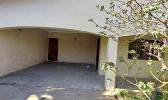 Imagem 2: Casa com 3 dormitórios para alugar por R$ 3.000,00/mês - Santo Antônio - Louveira/SP