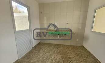 Imagem 4: T - Linda casa com 2 quartos com quintal de R$ 200.000,00 por R$ 175.000,00