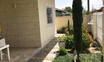 Imagem 7: Casa para venda tem 160 metros quadrados com 3 quartos em Itacolomi - Balneário Piçarras