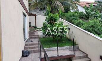 Imagem 4: Bela casa Primeira locação 3 quartos em rua fechada Rua do Buzin