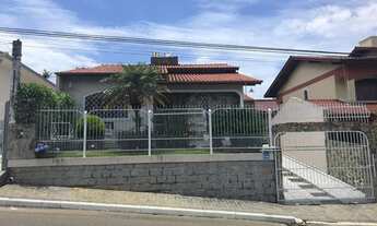 Imagem: VENDO LINDA CASA DE 3 DORMITÓRIOS NO BAIRRO