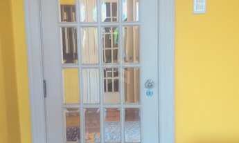 Imagem 4: Charmoso e confortável na tradicional Av. Rui Barbosa..