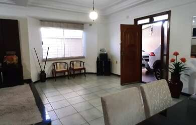 Imagem 4: Casa localizada no Bairro Vigilato Pereira, 03 quartos, 01 suíte, 03 vagas de garagem