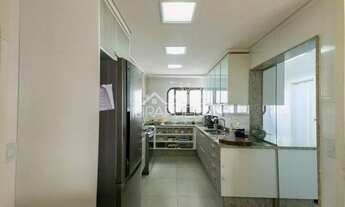 Imagem 3: Lindo apartamento de 120m2 com 3 dormitórios sendo 1 suíte e 2 vagas em Moema uma das melh