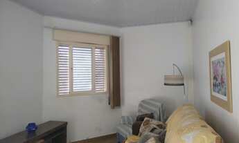 Imagem 2: Casa para venda tem 108 metros quadrados com 2 quartos em Centro - Pelotas - RS