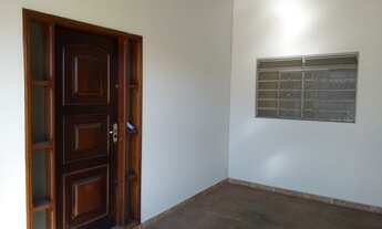 Imagem 2: Casa excelente uma quadra da avenida Castelo Branco