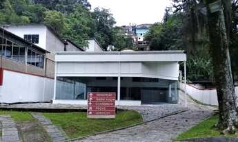 Imagem 2: Aluga-se excelente galpão na Coronel Veiga - Petrópolis