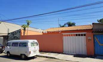 Imagem 2: Casa de Rua - Casa 3 quartos, sendo 1 suíte