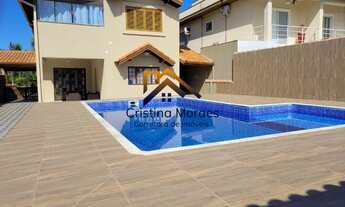 Imagem 7: Casa com linda arquitetura e 5 dormitórios