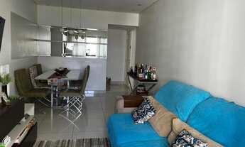 Imagem 2: Apartamento todo reformado com 81 m² e suite com varanda e closet
