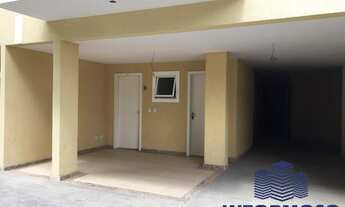 Imagem 2: Casa duplex a venda na Rua Ambaitinga na Praia da Bandeira- Ilha