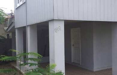 Imagem 4: OPORTUNIDADE - Casa Sobrado misto com terreno de 180m² por apenas R$ 370.000,00 - Centro