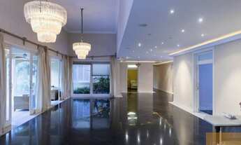 Imagem 2: Casa a venda Tamboré 1 1150.m2 4 suítes 2 quartos de empregada piscina 8 vagas vagas de v