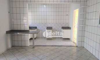 Imagem 7: Casa com 3 dormitórios à venda, 180 m² por R$ 600.000,00 - Santa Mônica - Uberlândia/MG