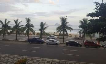 Imagem 3: FRONTAL MAR Apartamento com 3 dormitórios