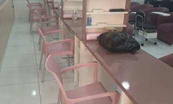 Imagem 3: Salão de Beleza em frente ao shopping cidade leste