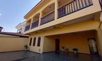 Imagem: Casa com 3 dormitórios para alugar, 198