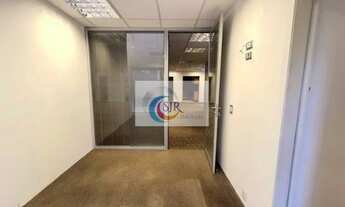 Imagem 6: Sala/Conjunto para aluguel possui 232 metros quadrados em Itaim Bibi - São Paulo - SP