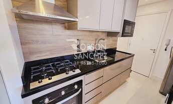 Imagem 5: Apartamento para venda com 3 quartos, 1 suíte, 2 vagas, 82m², cozinha americana, reformado