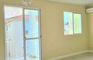 Imagem 2: Apartamento de 02 dormitórios, semimobiliado com 01 vaga/box descoberto, no bairro Alto Pe