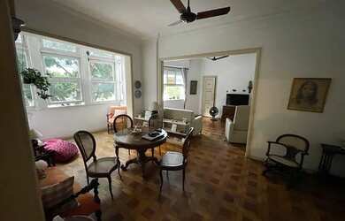 Imagem 5: Apartamento para venda possui 149m2, 4 quartos, 2 banheiro e varanda