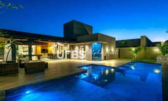 Imagem 2: Casa de condomínio para venda com 446 metros quadrados com 4 quartos