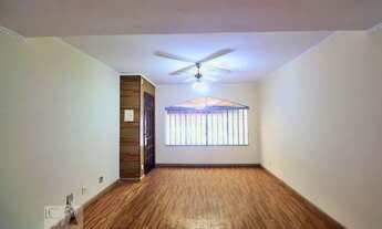 Imagem 3: Casa para Aluguel - Santa Teresinha, 3 Quartos, 234 m2