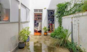 Imagem 7: Casa com jardim, quintal e terraço. 4 quartos sendo 2 suítes!