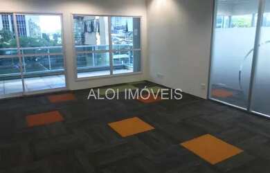 Imagem 6: Edifício a 300 metros da estação Brig Faria Lima linha amarela, e conexões com trens da cp