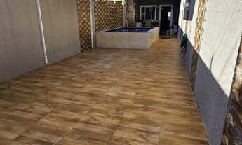 Imagem 2: Casa com três quartos sendo dois suítes - 114m²