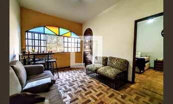 Imagem 2: Casa à Venda - Colégio Batista, 4 Quartos, 137 m2