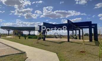 Imagem 2: Viva cercado pela natureza: Lote disponível no Botanic Residence, próximo ao shopping Igua