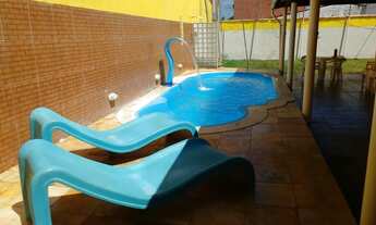 Imagem 2: Casa com piscina hidromassagem,área de lazer