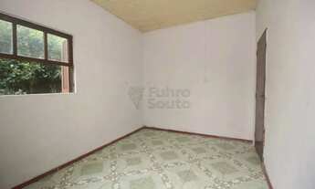 Imagem: Casa Padrão em Pátio Compartilhado com