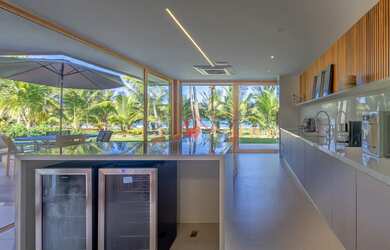 Imagem 8: Mansão moderna para aluguel temporada de frente pro mar Guarajuba