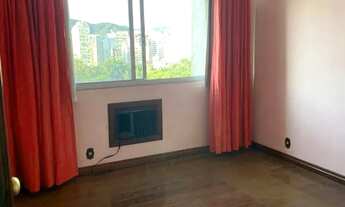 Imagem 6: AST IMÓVEIS VENDE apartamento de 4 quartos sendo 1 suíte com vaga de garagem no miolo de I