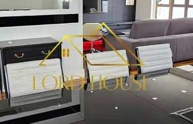 Imagem 6: Apartamento duplex para locação com 270 m². O imóvel possui 4 quartos, sendo 3 suítes e 4