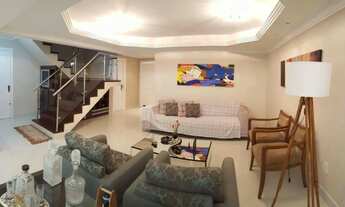 Imagem: Casa em Rua Maestro Salvador Campanella