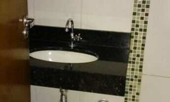 Imagem 4: Aluga-se sobrado centro Campo Mourão 100m² + garagem para 2 carros