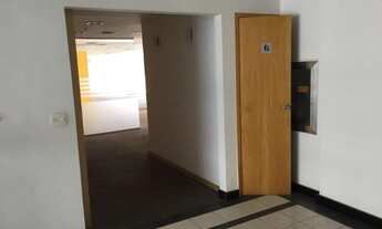 Imagem 5: Excepcional Andar Corporativo de 300m2 com Vista e 6 Vagas